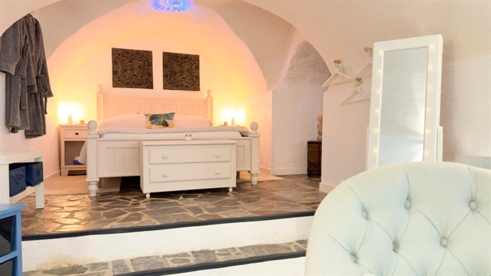 Nomadara - Boutique B&B Коин Номер фото